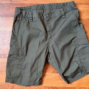 VERTX Men’s Phantom LT shorts. Size 35.